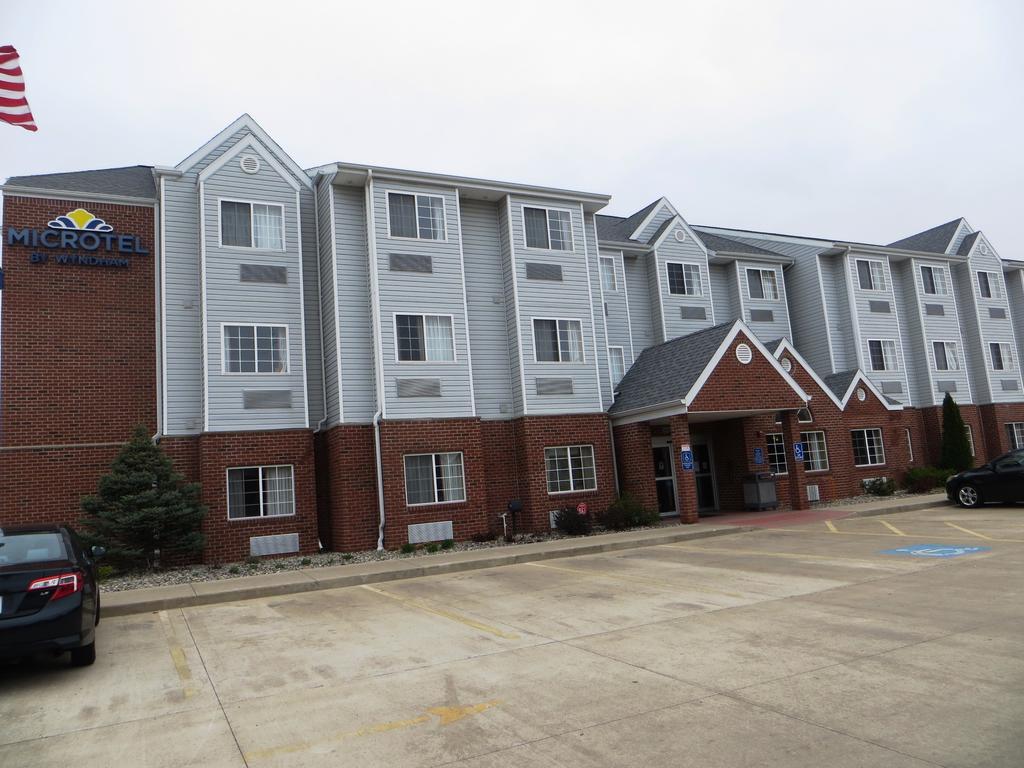 Microtel By Wyndham South Bend Notre Dame University Exterior photo