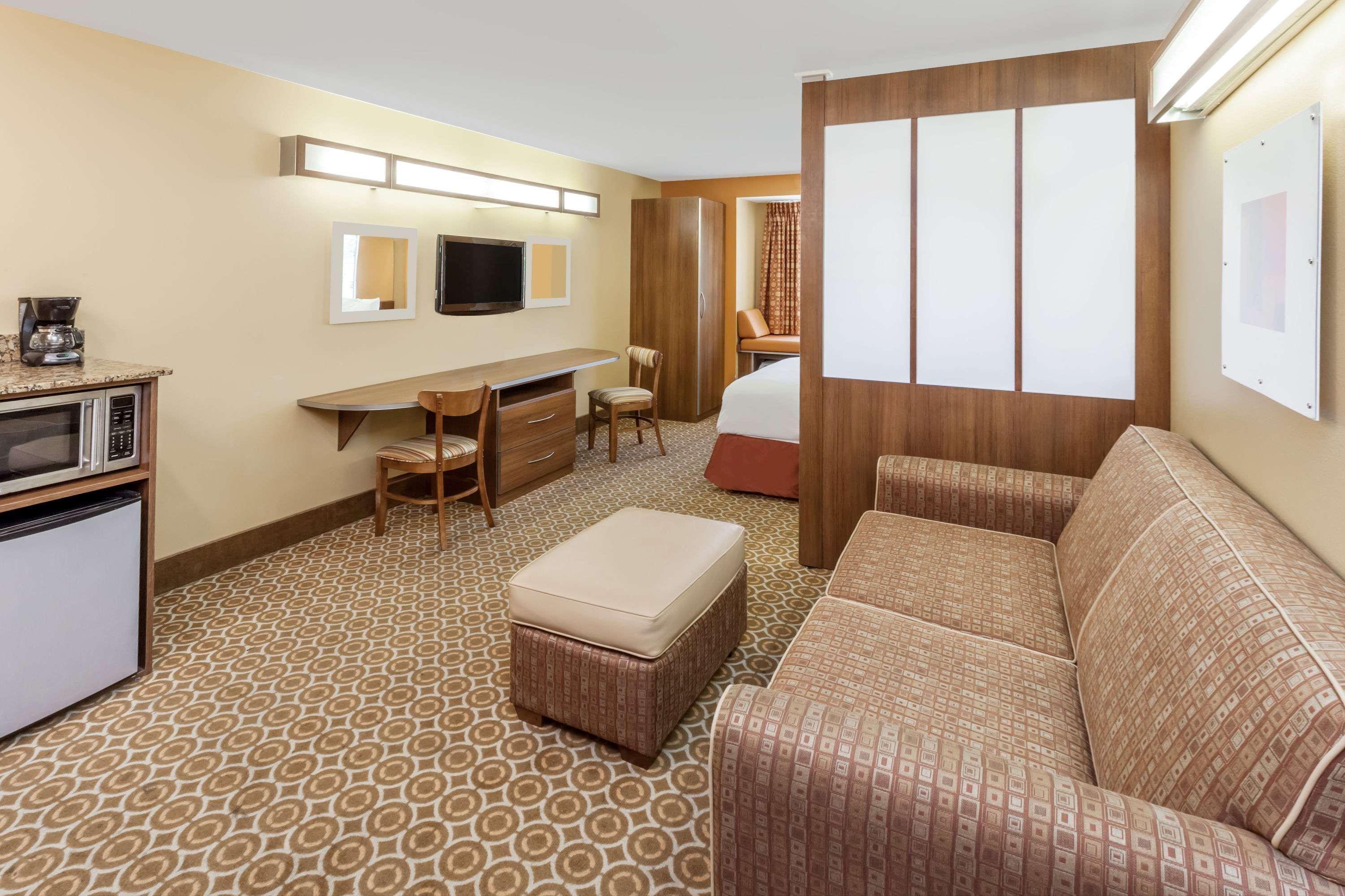 Microtel By Wyndham South Bend Notre Dame University Exterior photo